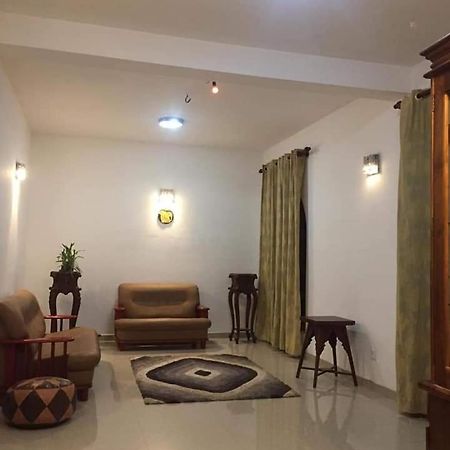Tinu Homestay Mirissa Exterior foto